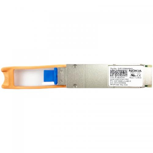 what is the difference between qsfp28 lr4 and cwdm4