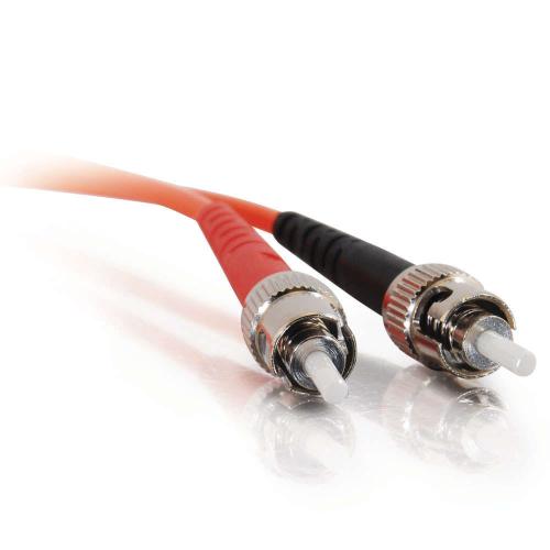 what is the difference between sc and st connectors