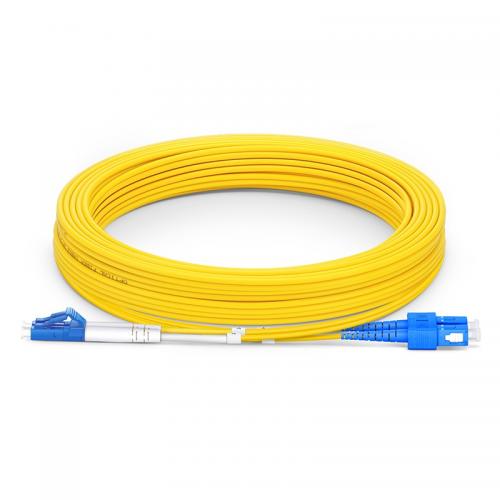 what is in a fiber optic cable
